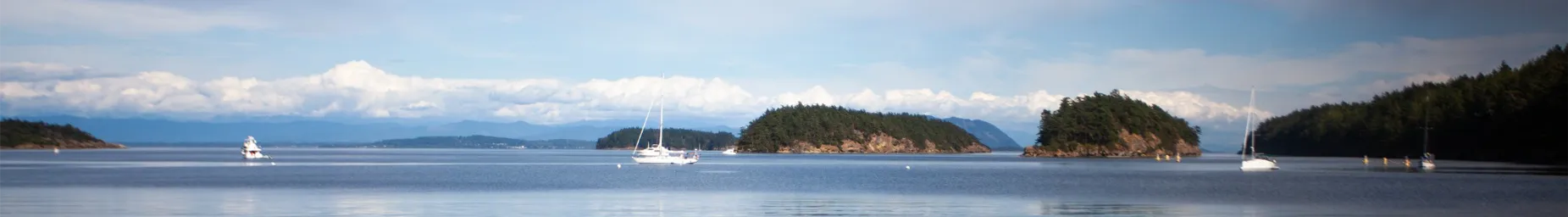 Scenic boating in the Pacific Northwest